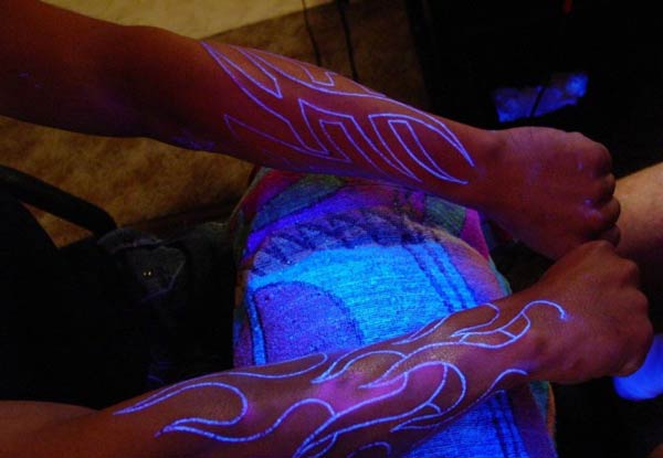 glow in the dark tattoos Glow in the dark Tattoos Design ideas